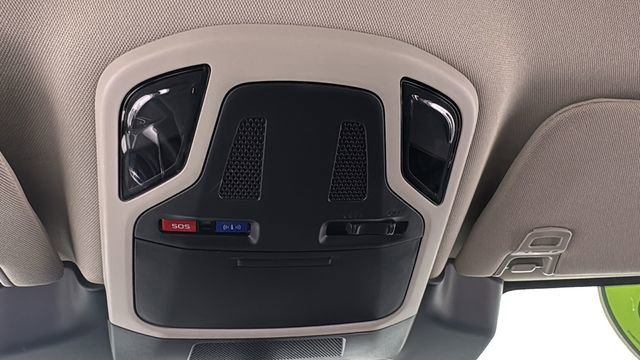 Certified 2025 Subaru Outback Premium image 34