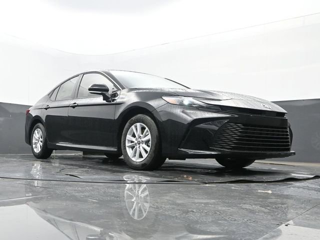 New 2026 Toyota Camry LE FWD image 23