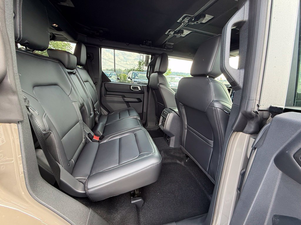 New 2026 Ford Bronco Outer Banks AWD/4WD image 25