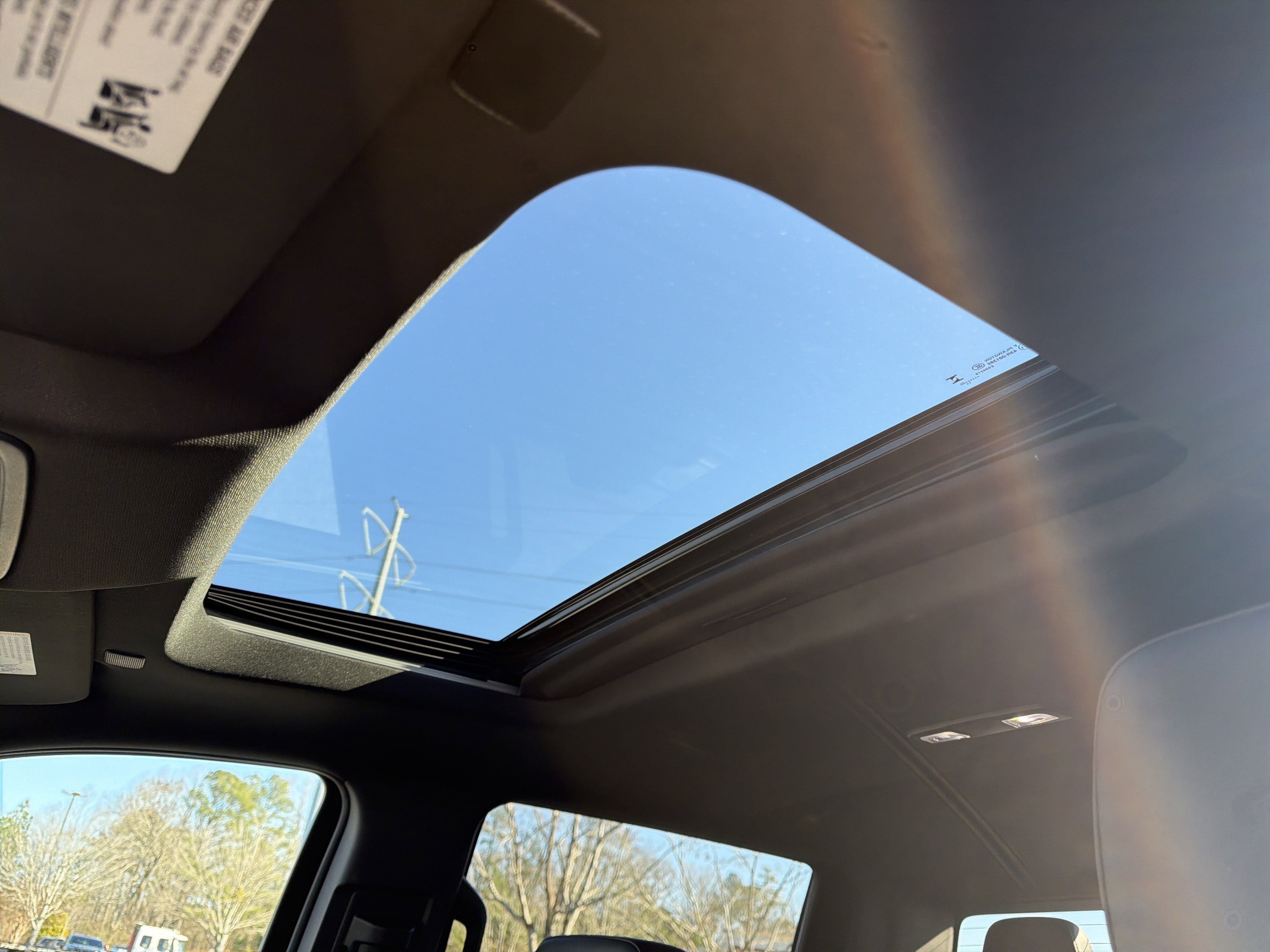 Used 2023 GMC Sierra 1500 AT4 w/ Technology Package image 28