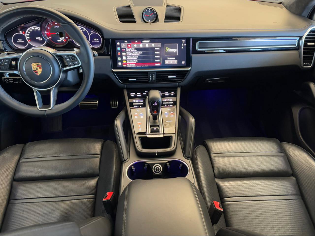 Used 2023 Porsche Cayenne GTS image 11