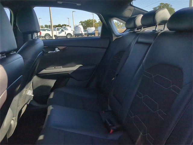 Used 2023 Kia Forte GT-Line w/ GT-Line Premium Package image 16