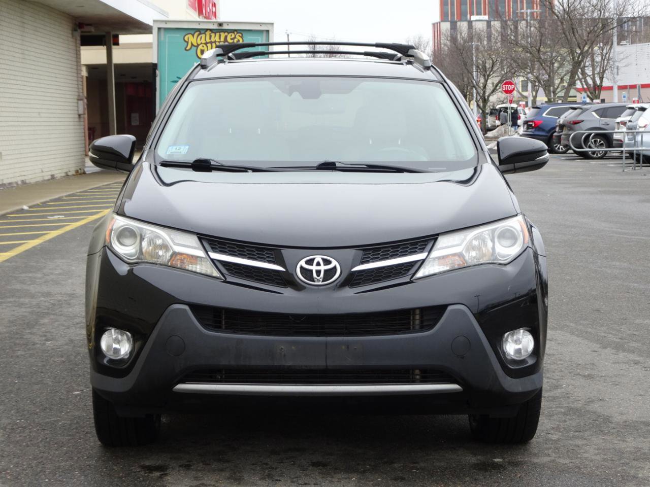 Used 2015 Toyota RAV4 Limited w/ Technology Package image 2