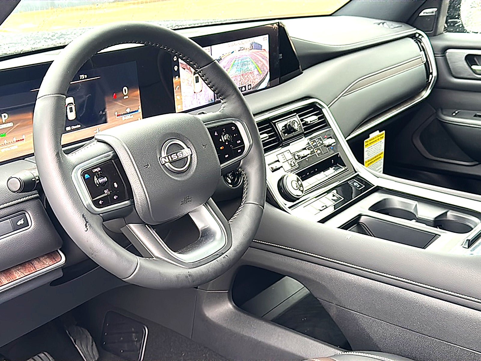 New 2026 Nissan Armada SL w/ Captain's Chari Seat Package AWD/4WD image 9