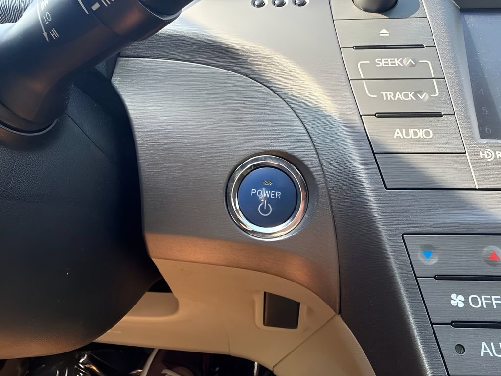 Used 2013 Toyota Prius Three FWD image 16