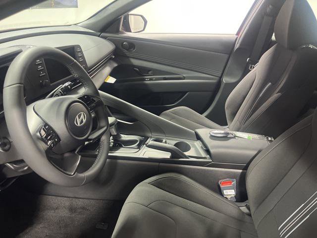 New 2025 Hyundai Elantra Sport image 10