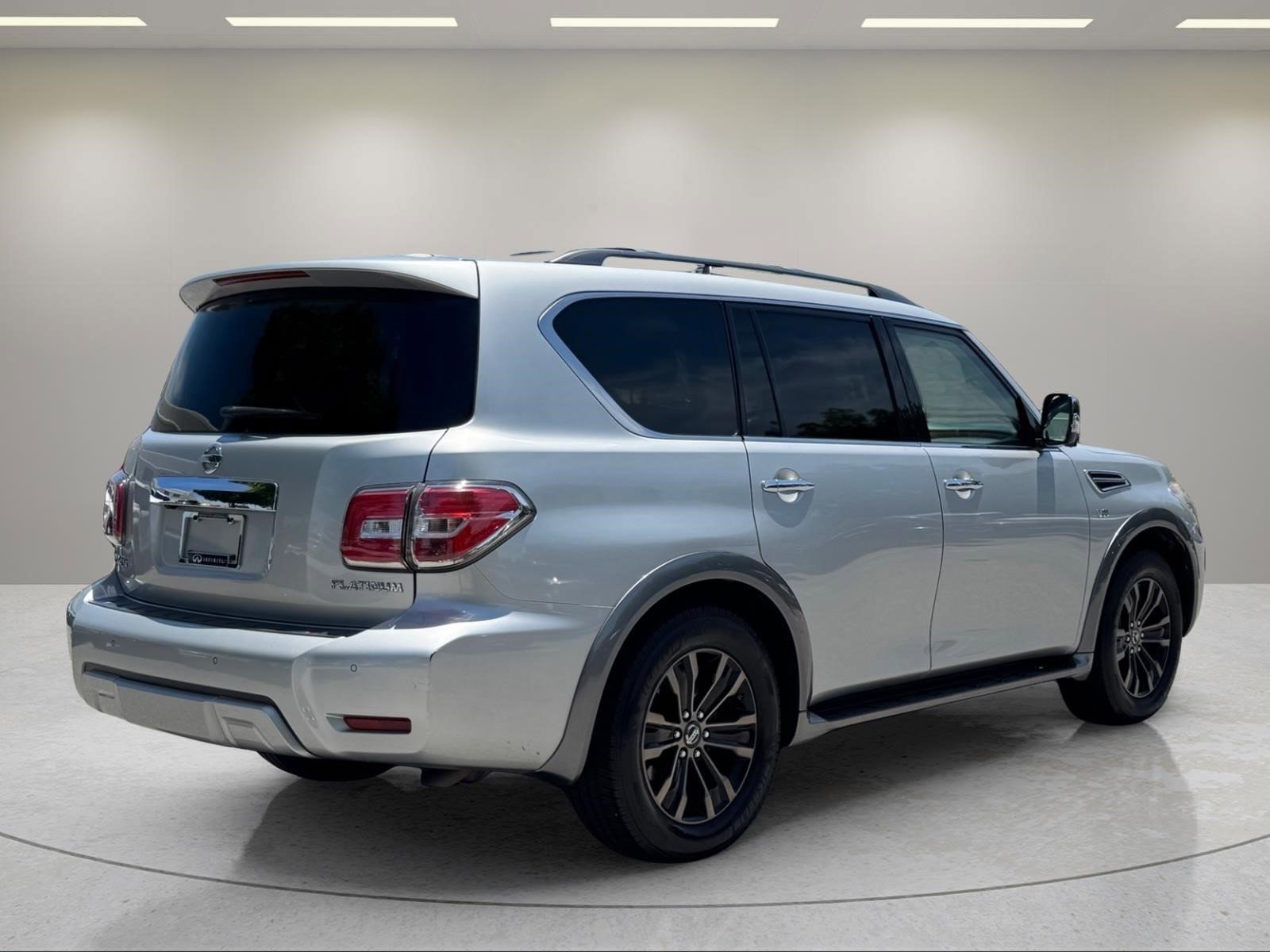 Used 2017 Nissan Armada Platinum RWD image 5