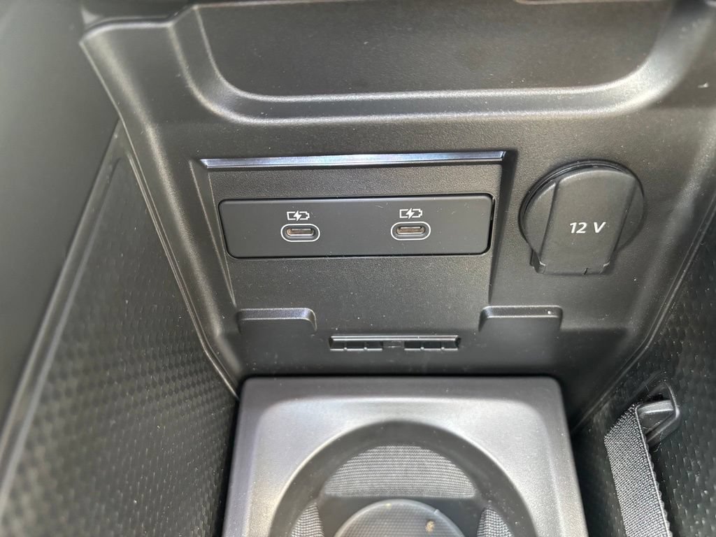 New 2026 Porsche Cayenne Electric AWD/4WD image 35