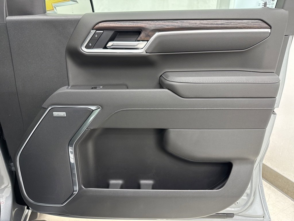 New 2026 GMC Sierra 1500 SLT w/ SLT Premium Package image 8