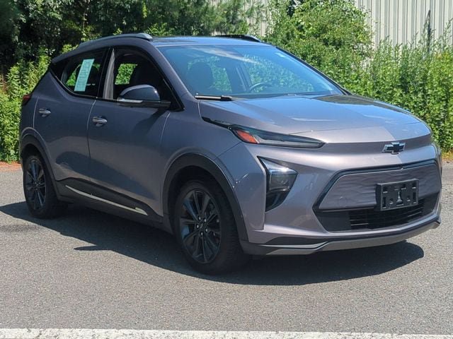 Used 2022 Chevrolet Bolt EUV Premier w/ Launch Edition FWD image 3