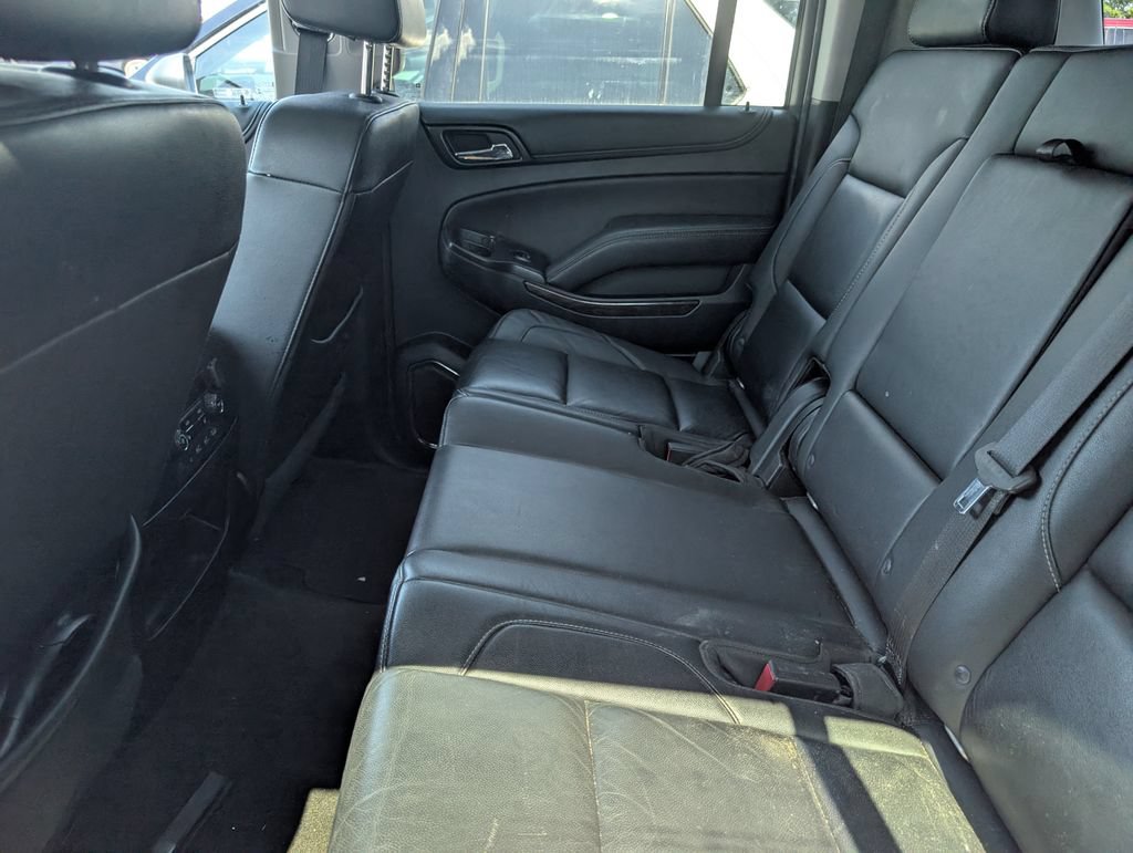 Used 2018 Chevrolet Suburban LT RWD image 8