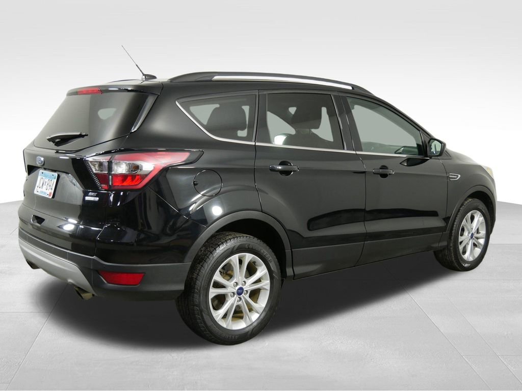 Used 2017 Ford Escape SE w/ SE Leather Comfort Package image 10