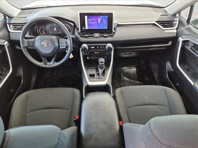 Used 2024 Toyota RAV4 LE AWD/4WD image 17