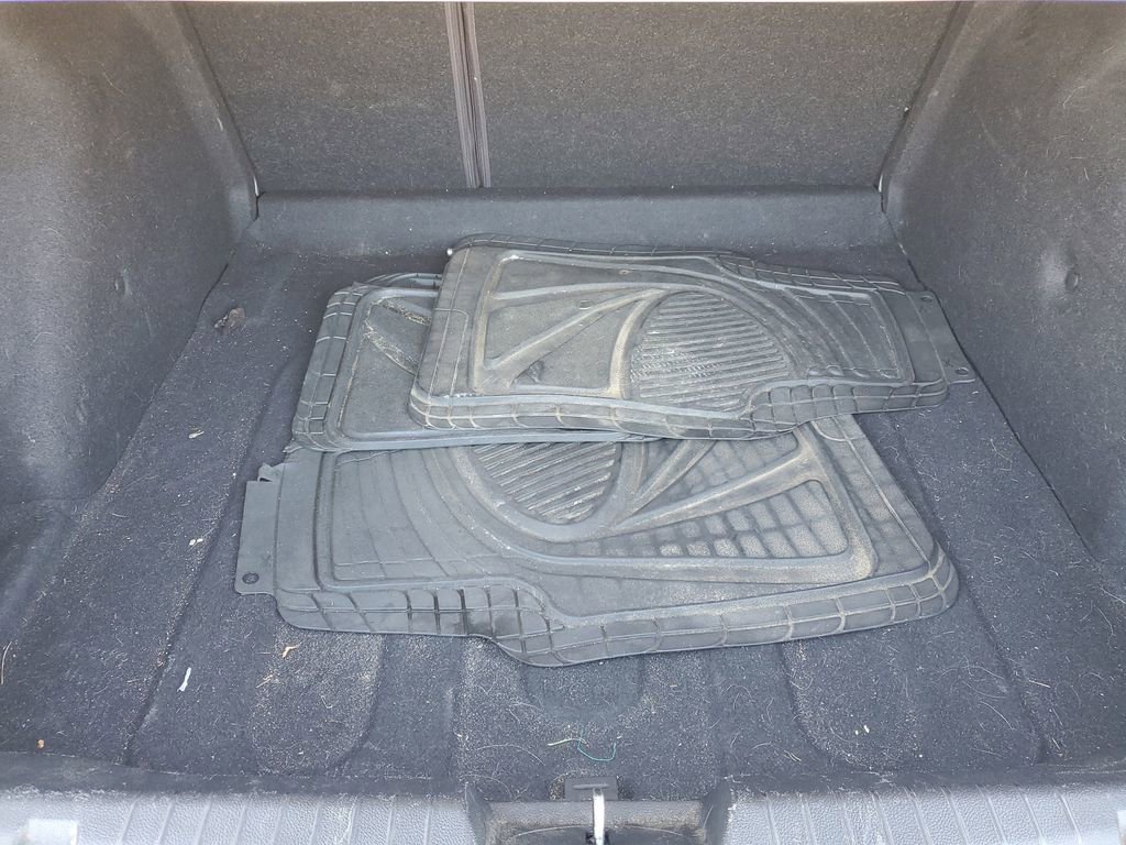 Used 2014 Chevrolet Cruze LT image 24