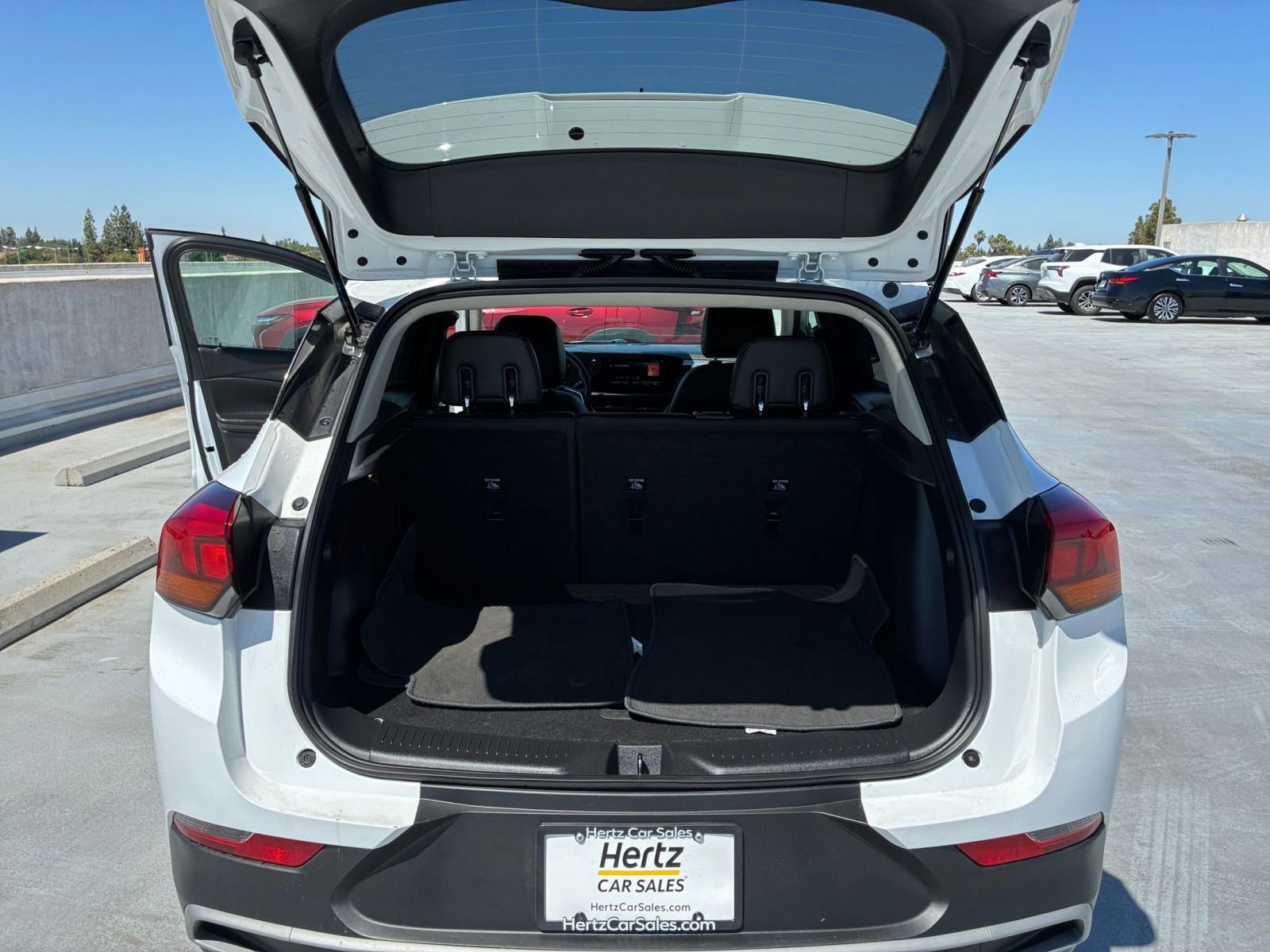 Used 2025 Buick Encore GX Preferred FWD image 30