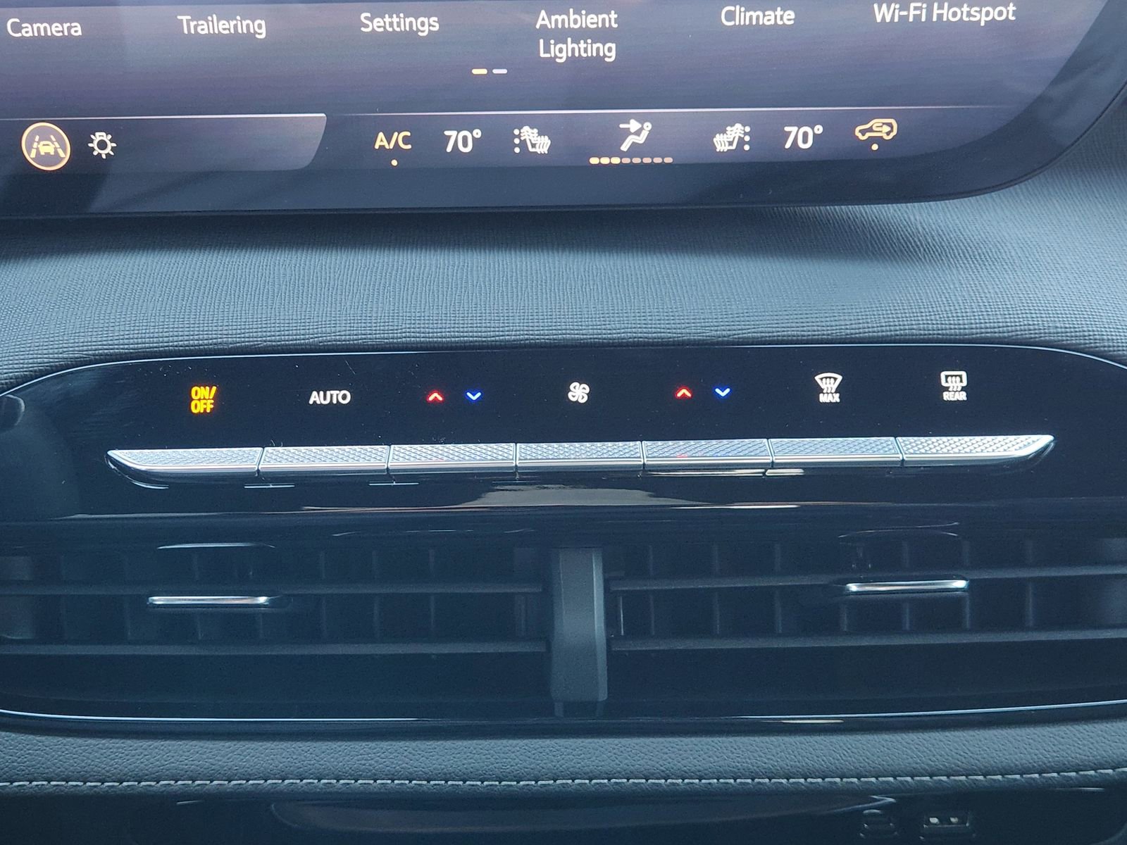 New 2026 Buick Enclave Sport Touring w/ Power Package image 22