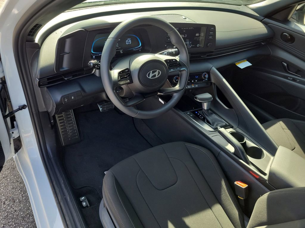 New 2026 Hyundai Elantra Sport image 11