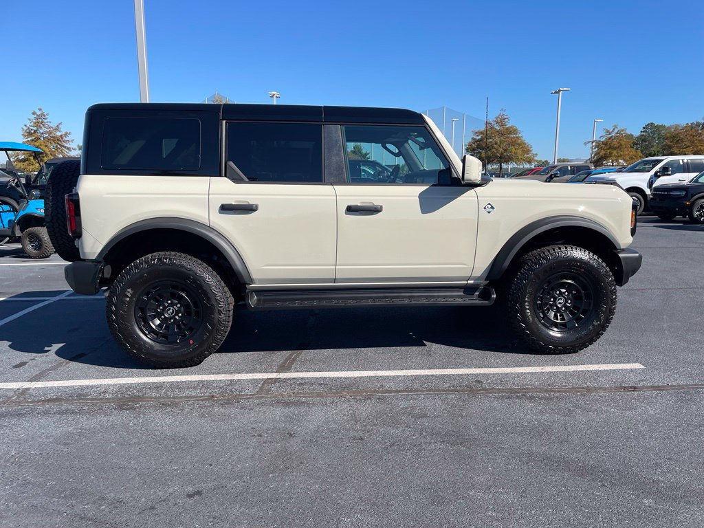New 2026 Ford Bronco Outer Banks w/ Sasquatch Package AWD/4WD image 8