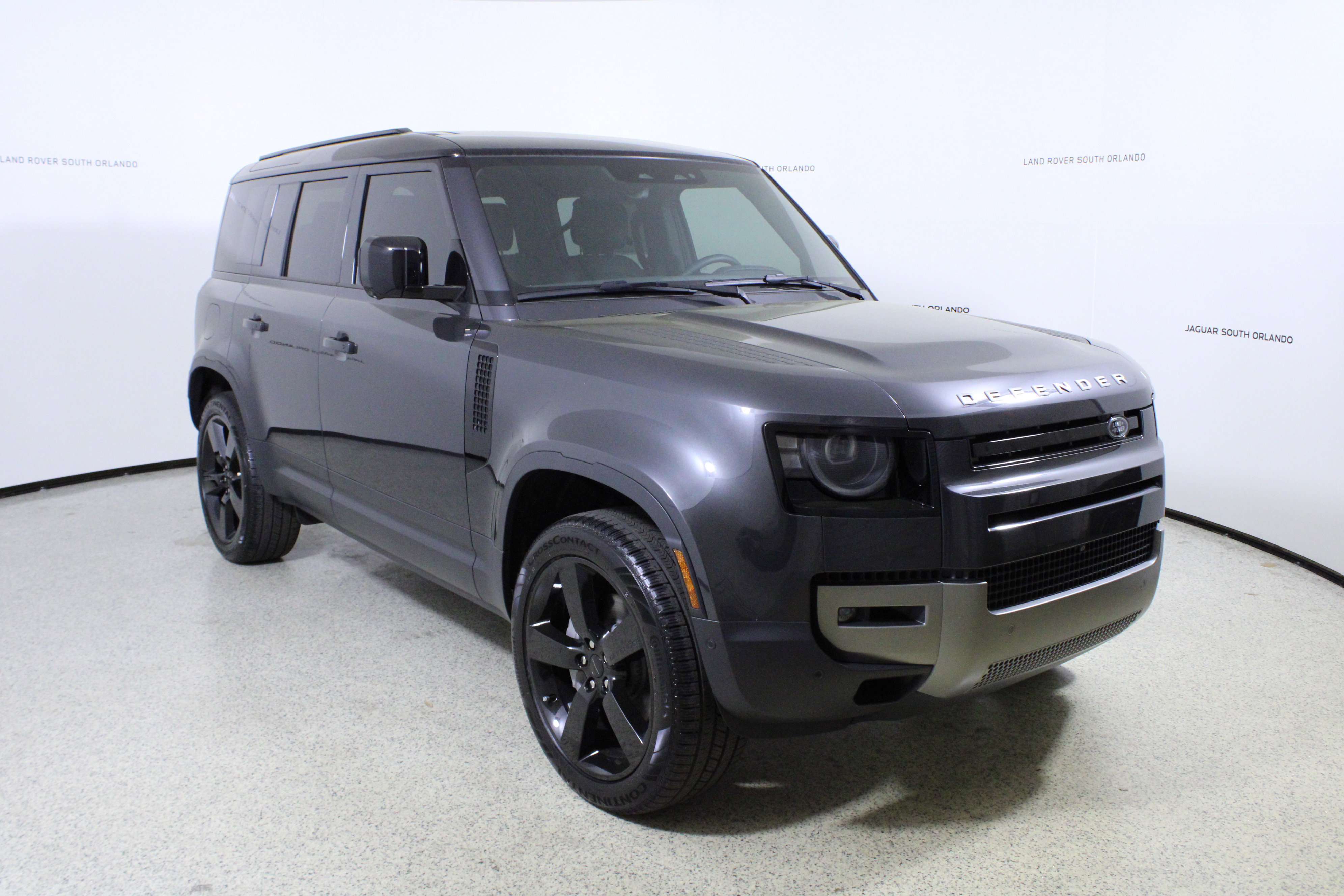 New 2026 Land Rover Defender 110 S image 3