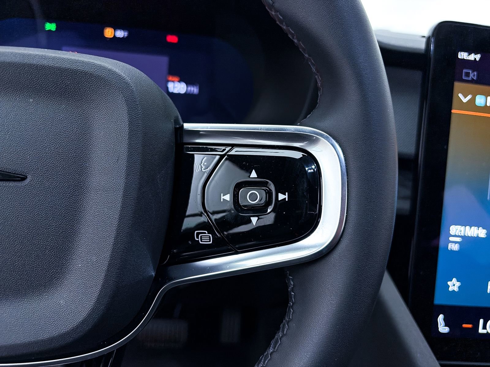 Used 2024 Polestar Polestar 2 image 29