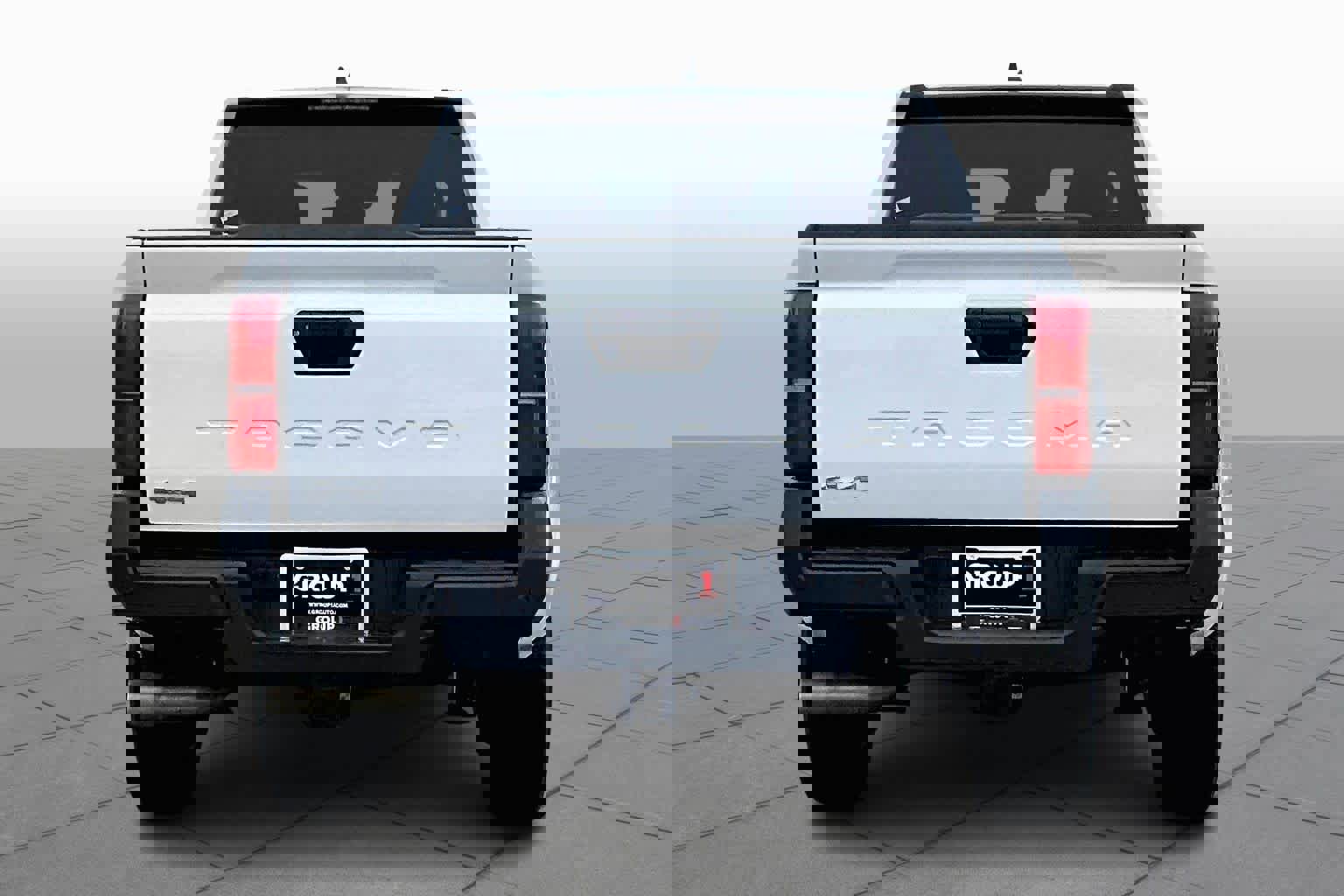 Used 2024 Toyota Tacoma SR w/ SR Upgrade Package image 5