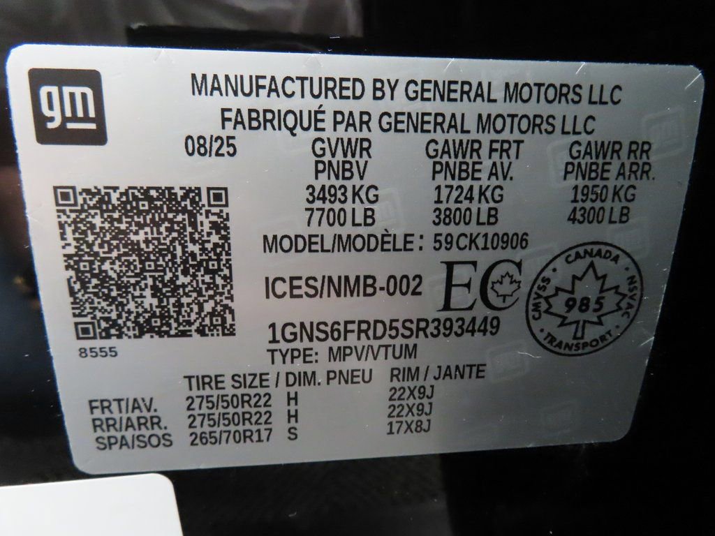 Used 2025 Chevrolet Suburban Premier AWD/4WD image 74