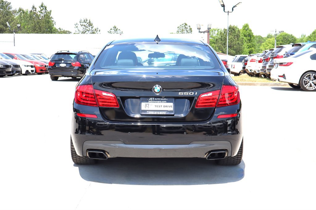 Used 2013 BMW 550i Sedan RWD image 6