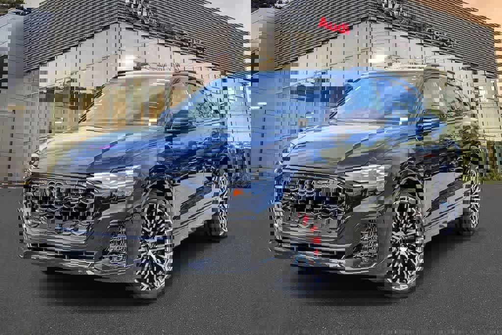 New 2026 Audi SQ8 Prestige image 1