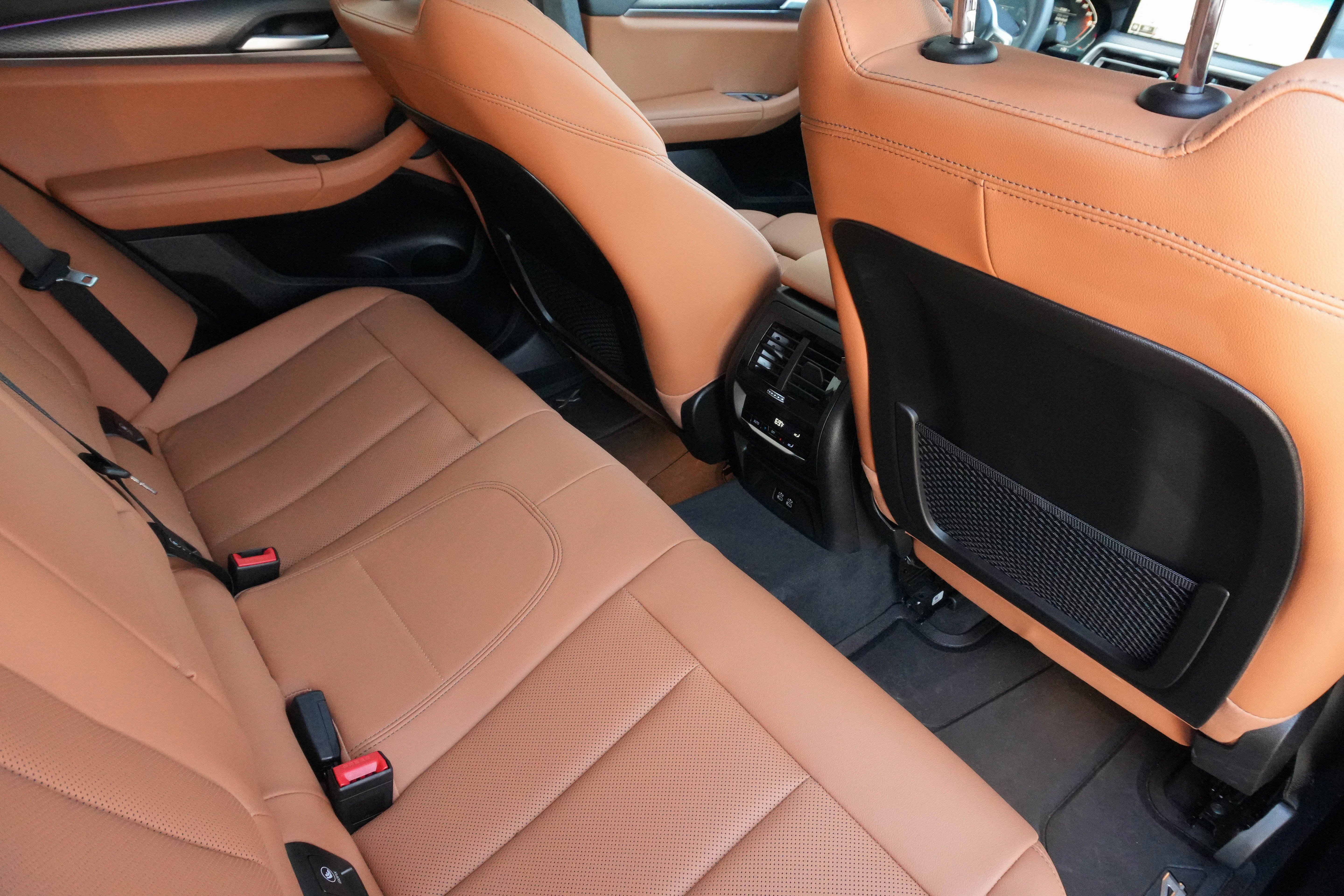 Certified 2025 BMW X4 M40i w/ Premium Package AWD/4WD image 35