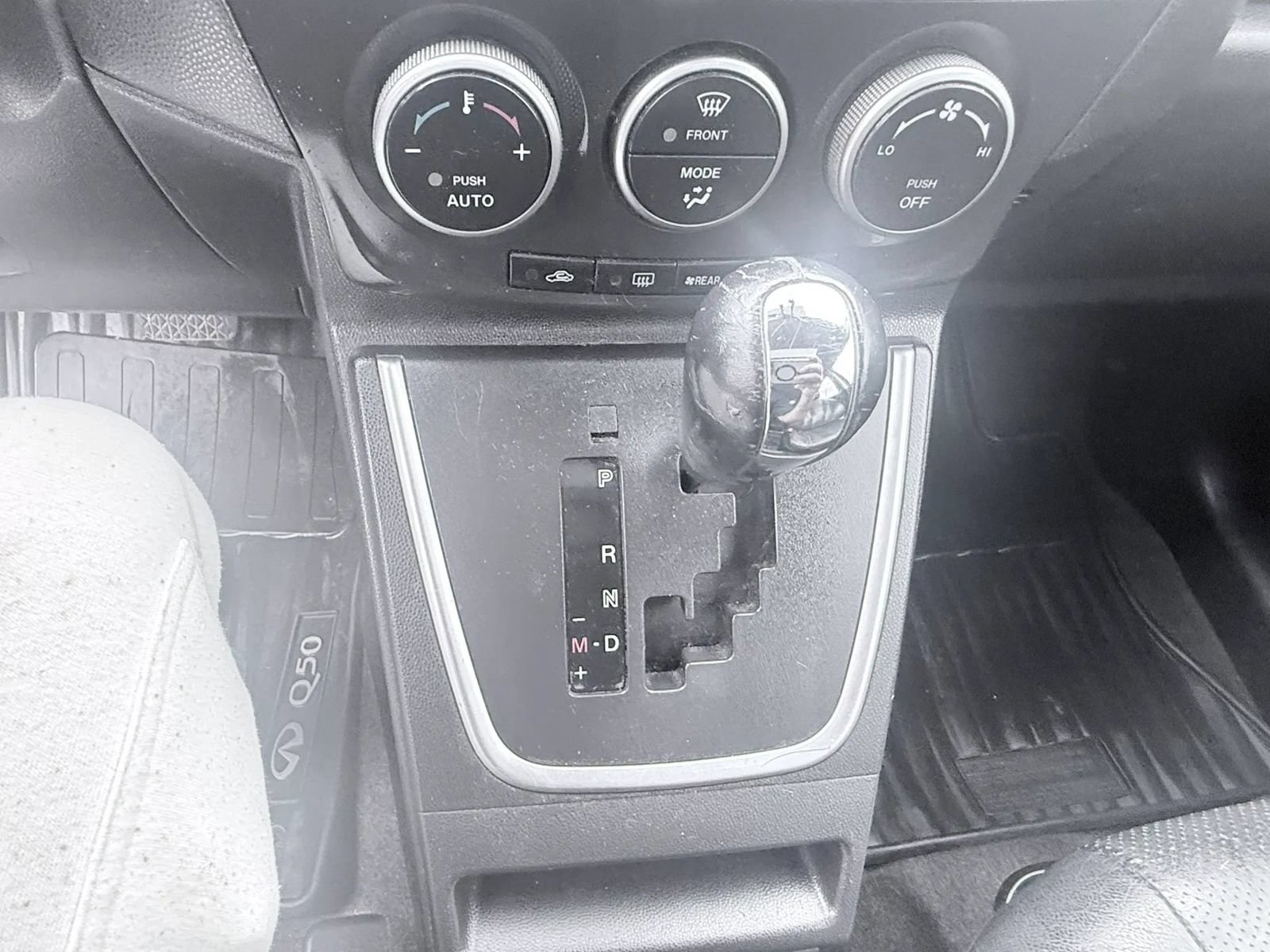 Used 2012 MAZDA MAZDA5 Grand Touring FWD image 21