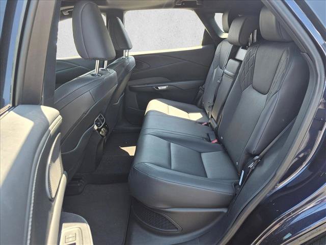 Used 2023 Lexus RX 350h w/ Accessory Package (Z1) AWD/4WD image 15