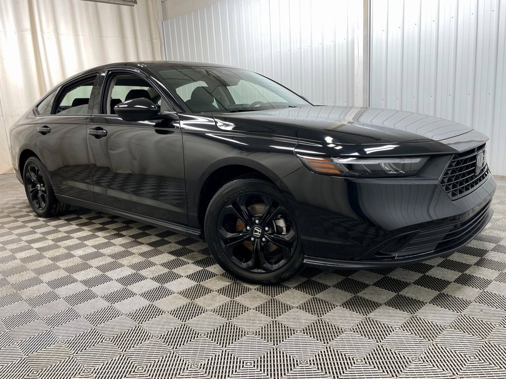 Used 2025 Honda Accord SE image 45