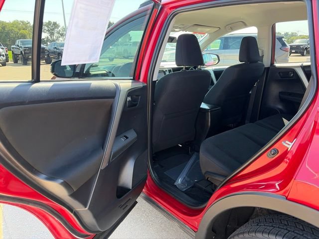 Used 2014 Toyota RAV4 LE AWD/4WD image 34