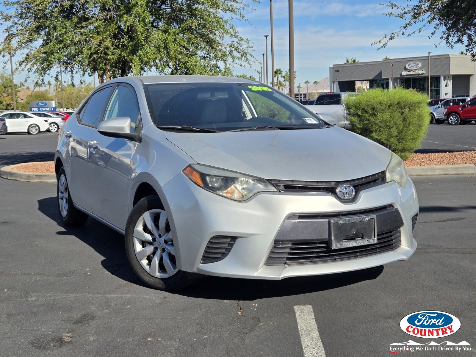 Used 2015 Toyota Corolla LE video 1