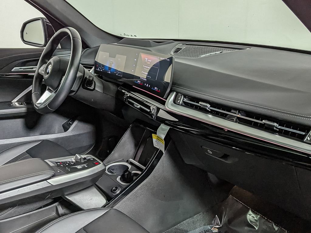 Used 2025 BMW X1 xDrive28i w/ Technology Package image 36