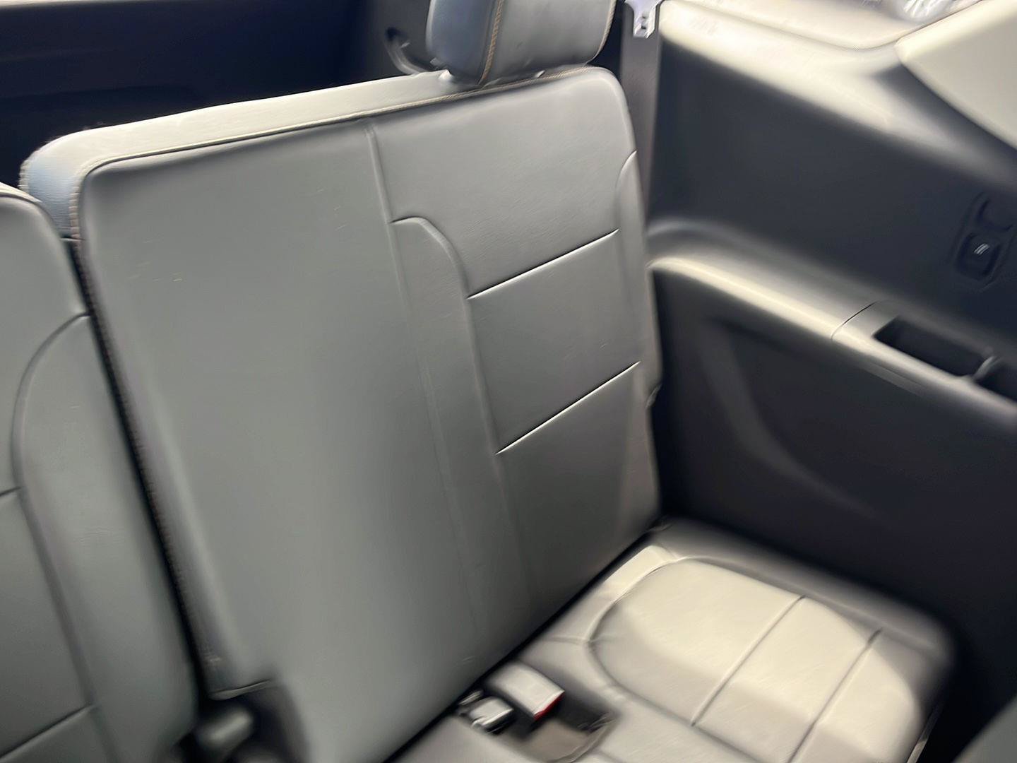 Used 2019 Chevrolet Traverse Premier AWD/4WD image 34