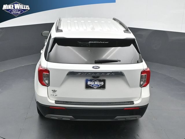 Used 2024 Ford Explorer XLT w/ Equipment Group 202A RWD image 14