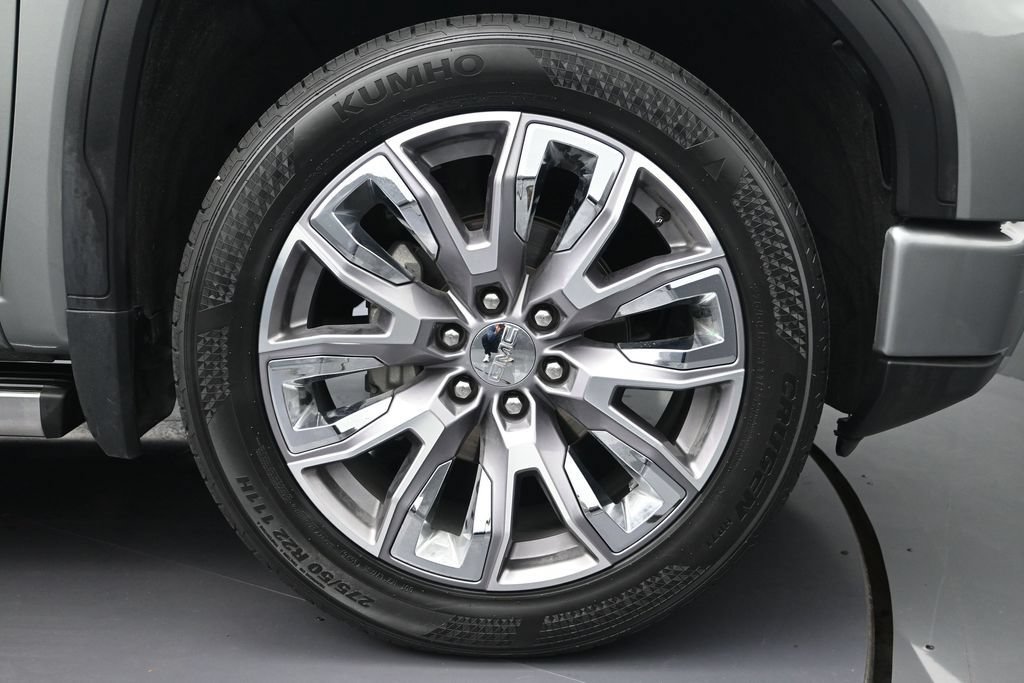 Used 2023 GMC Sierra 1500 Denali w/ Denali Reserve Package AWD/4WD image 9
