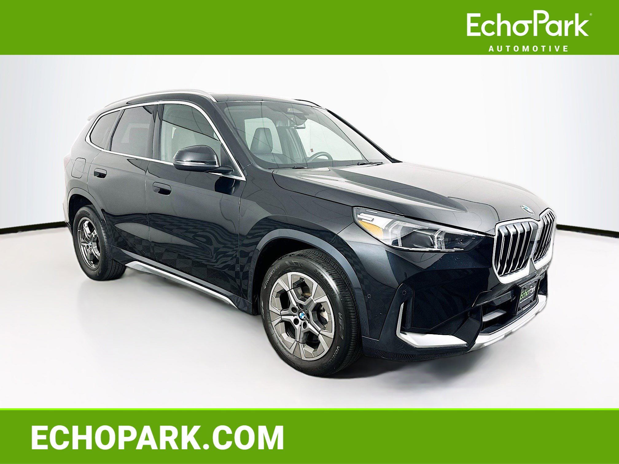 Used 2025 BMW X1 xDrive28i AWD/4WD image 1