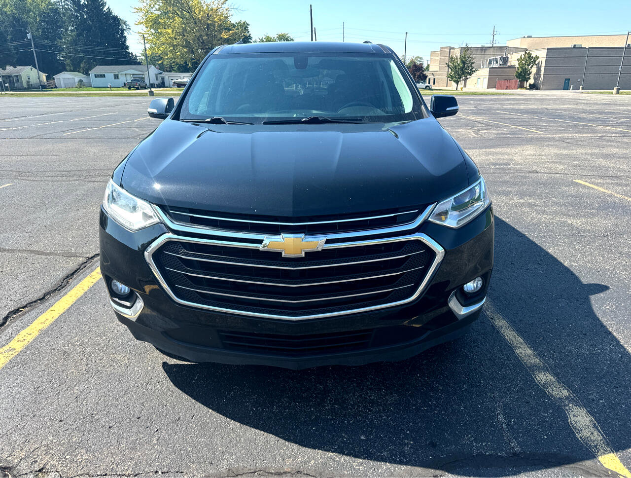 Used 2019 Chevrolet Traverse LT image 2