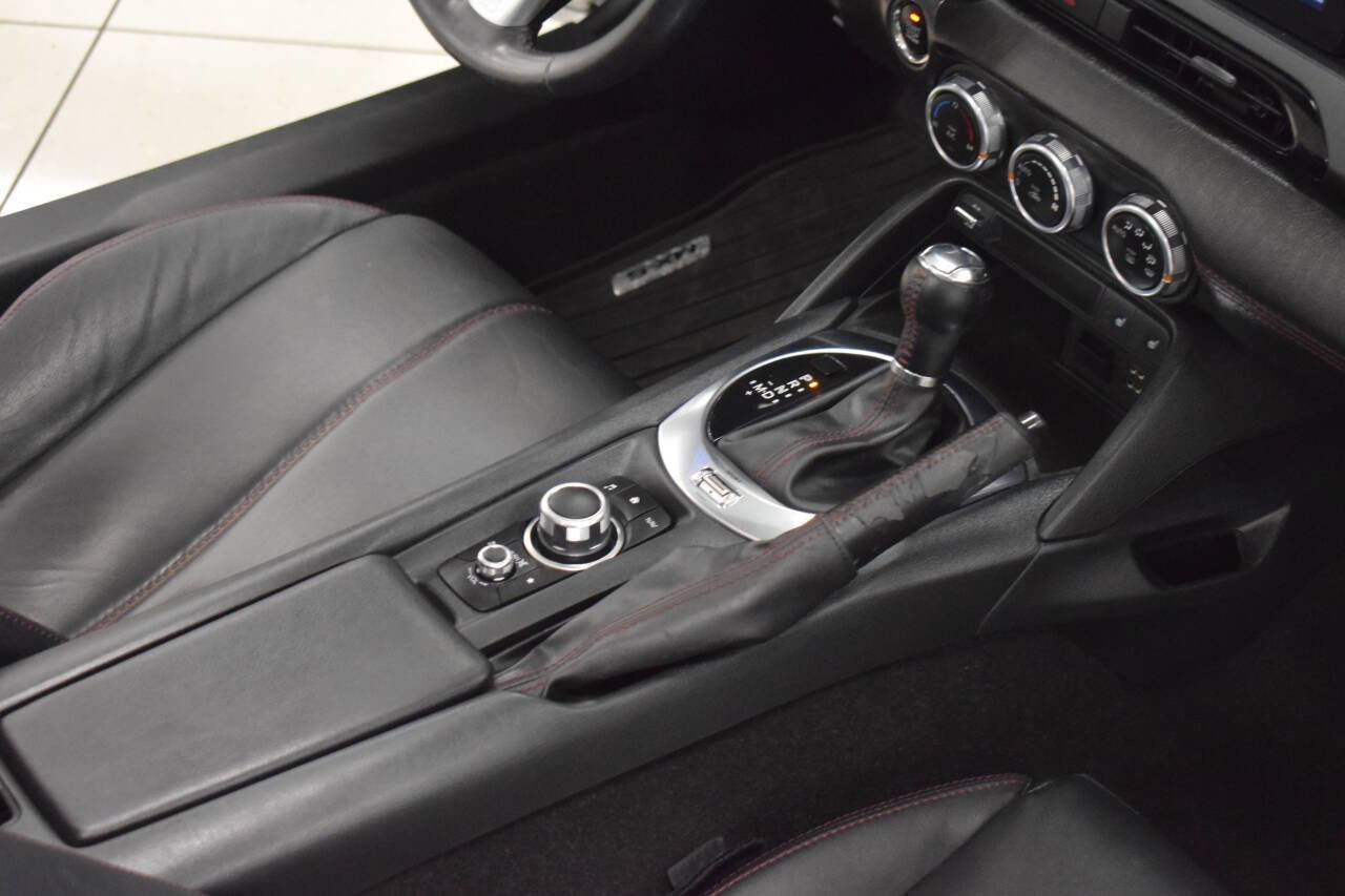 Used 2018 MAZDA MX-5 Miata RF Grand Touring image 28