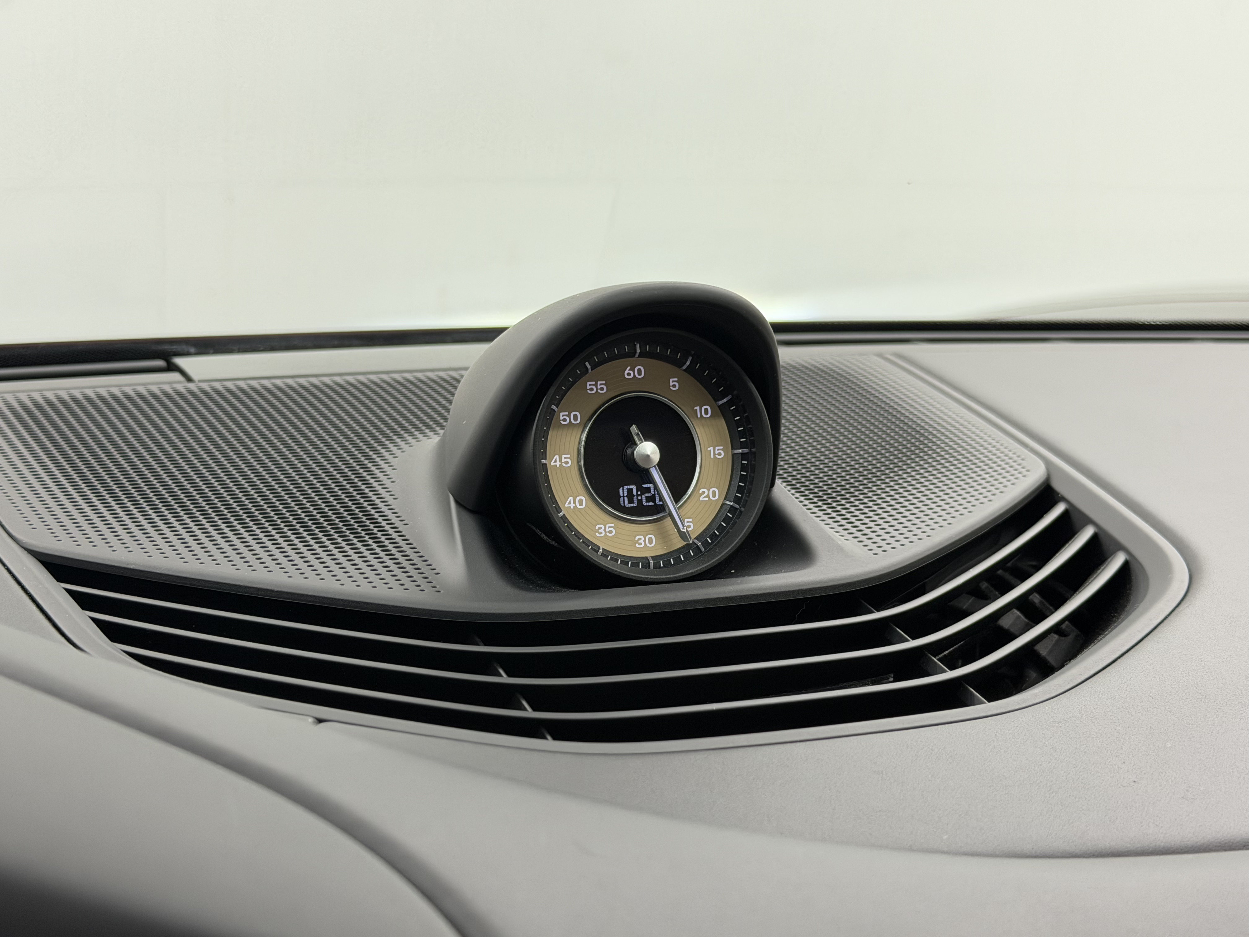 Used 2021 Porsche Taycan Turbo S AWD/4WD image 58