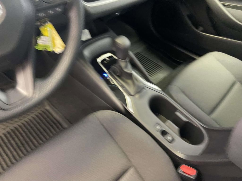 Used 2026 Toyota Corolla LE FWD image 20