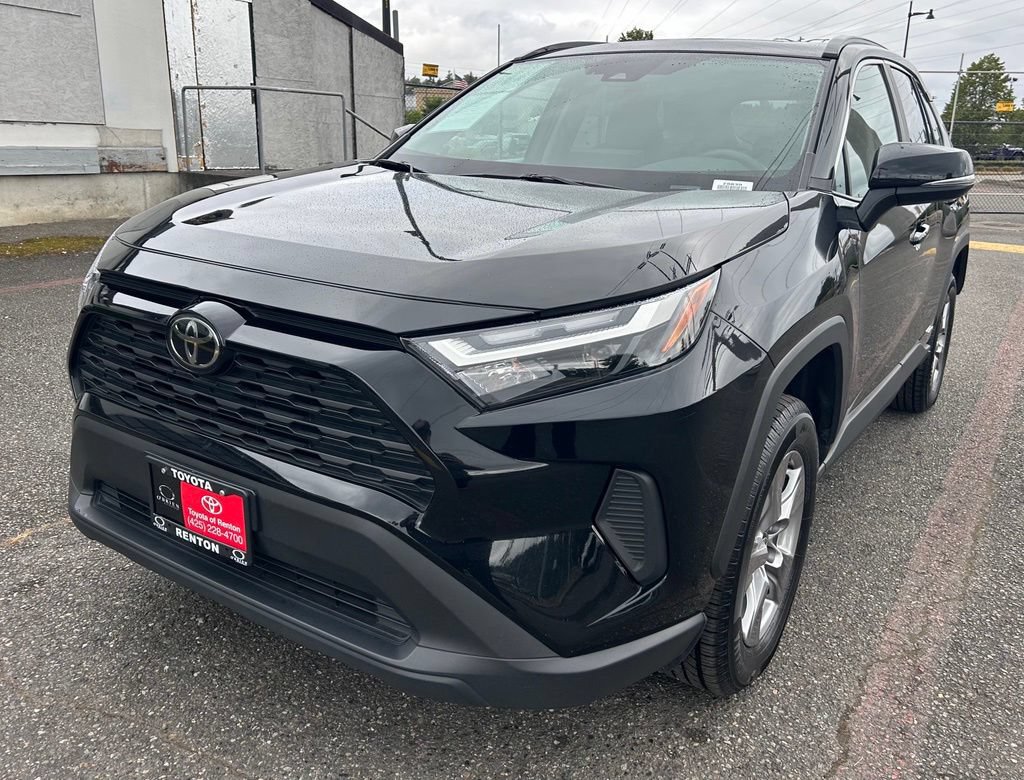 Certified 2025 Toyota RAV4 XLE w/ Convenience Package AWD/4WD image 1