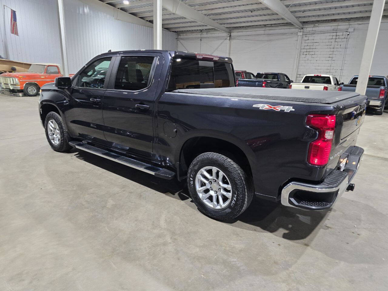 Used 2022 Chevrolet Silverado 1500 LT w/ Max Trailering Package AWD/4WD image 9