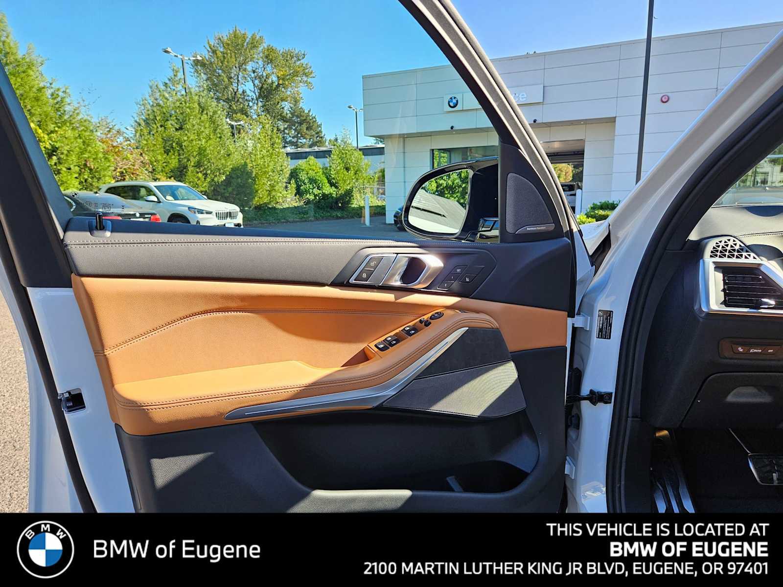 New 2026 BMW X5 M60i w/ Executive Package image 23