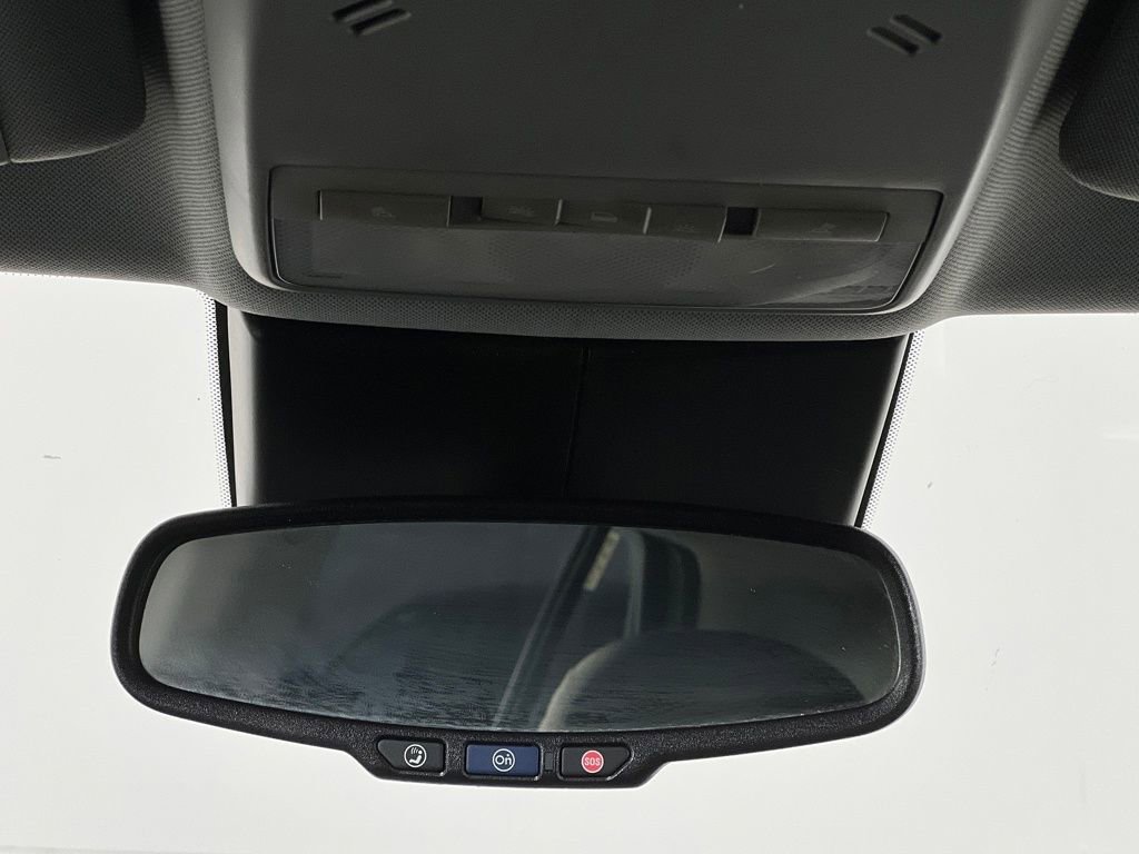 Used 2020 Chevrolet Trax LT image 24