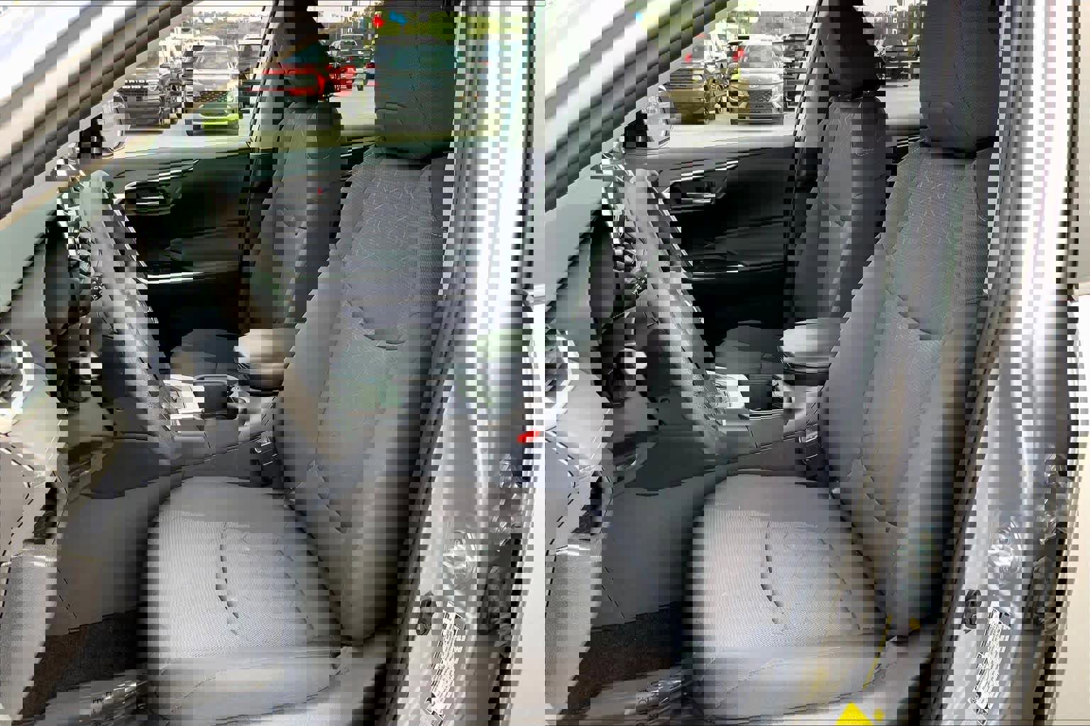 Used 2024 Toyota RAV4 XLE w/ Convenience Package image 7