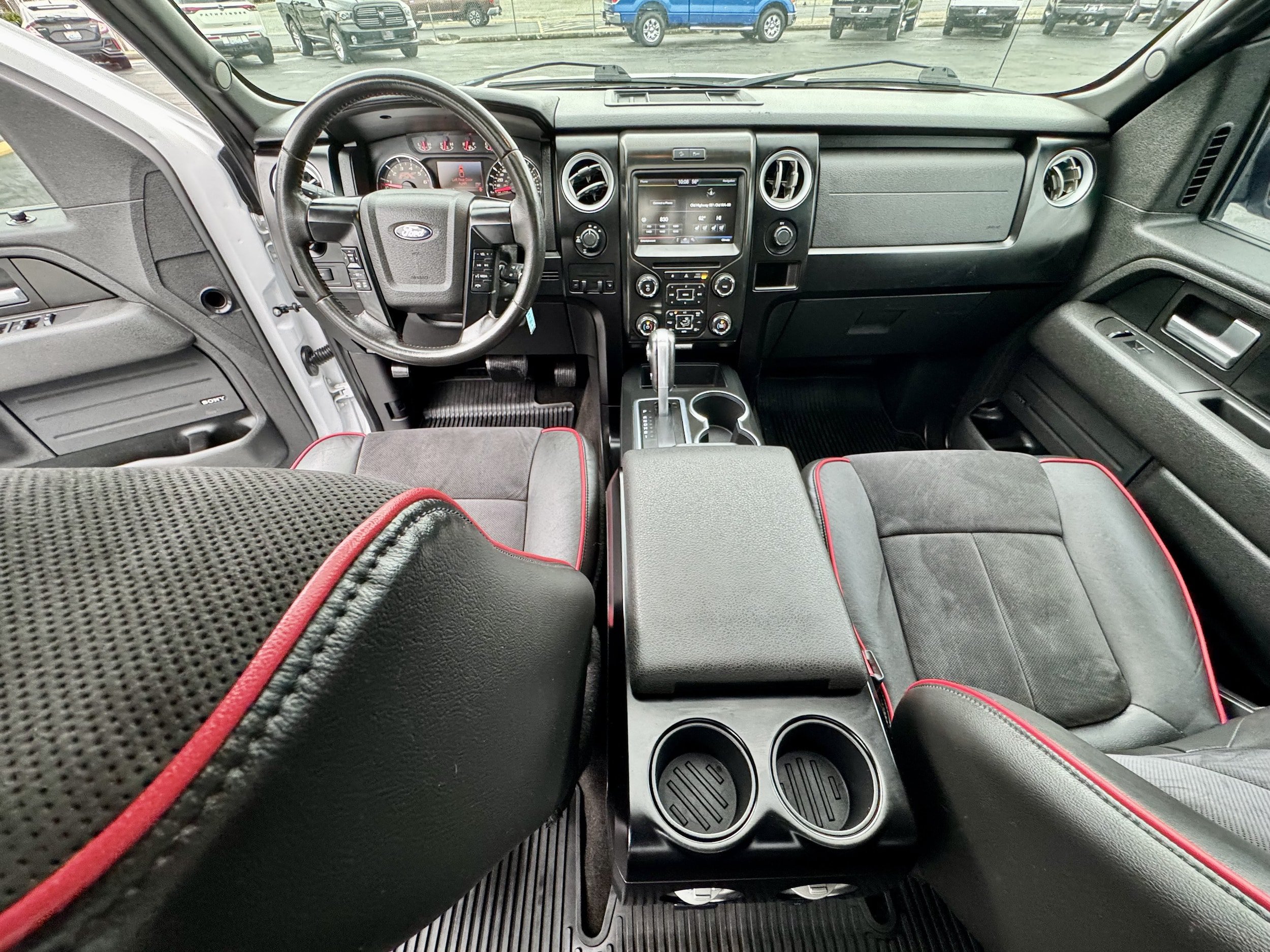 Used 2014 Ford F150 FX4 w/ Equipment Group 402A Luxury AWD/4WD image 10