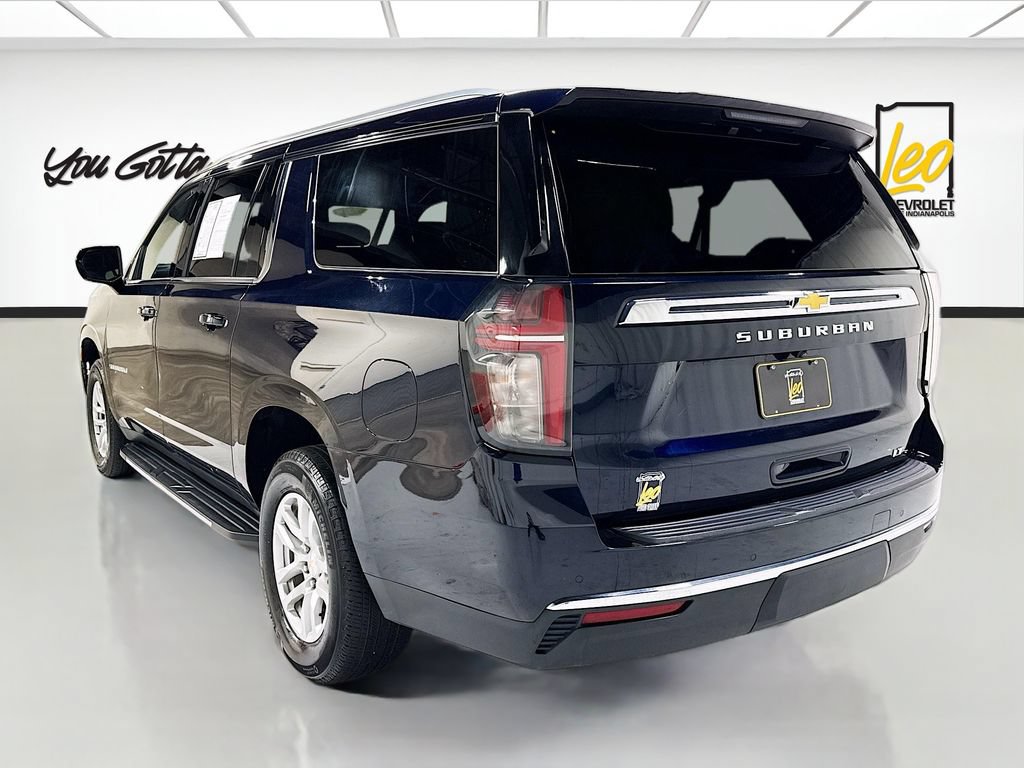 Used 2024 Chevrolet Suburban LT AWD/4WD image 7